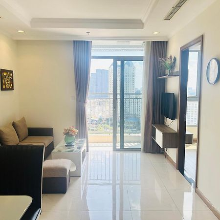 Luxhomes Saigon - Vinhomes Central Park โฮจิมินห์ซิตี้ ภายนอก รูปภาพ