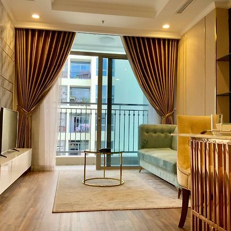 Luxhomes Saigon - Vinhomes Central Park โฮจิมินห์ซิตี้ ภายนอก รูปภาพ
