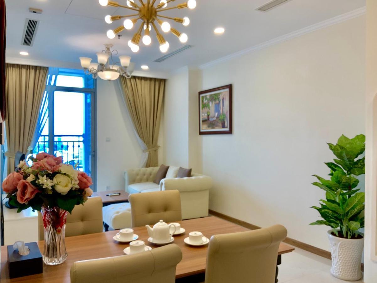 Luxhomes Saigon - Vinhomes Central Park โฮจิมินห์ซิตี้ ภายนอก รูปภาพ