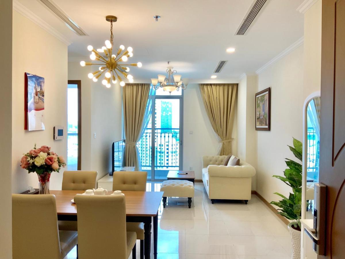 Luxhomes Saigon - Vinhomes Central Park โฮจิมินห์ซิตี้ ภายนอก รูปภาพ