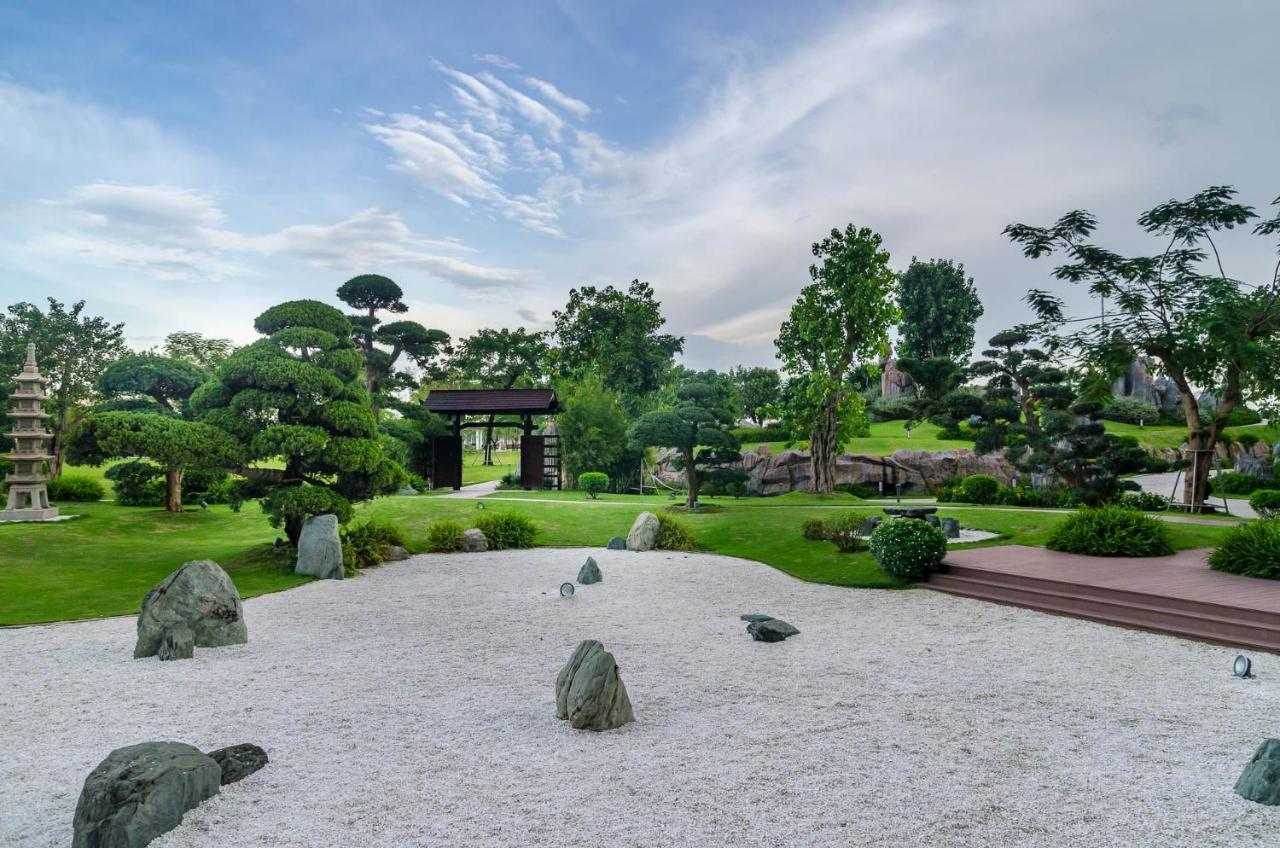 Luxhomes Saigon - Vinhomes Central Park โฮจิมินห์ซิตี้ ภายนอก รูปภาพ
