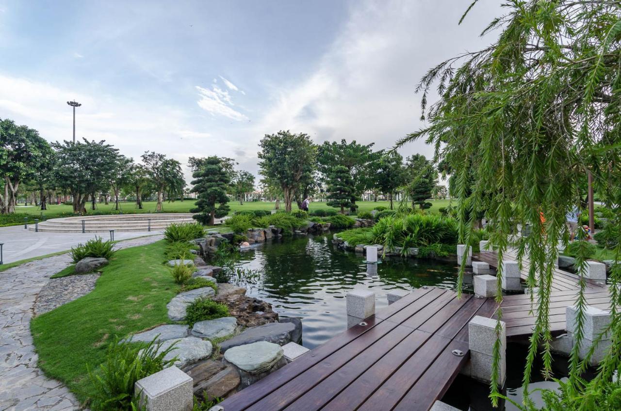 Luxhomes Saigon - Vinhomes Central Park โฮจิมินห์ซิตี้ ภายนอก รูปภาพ