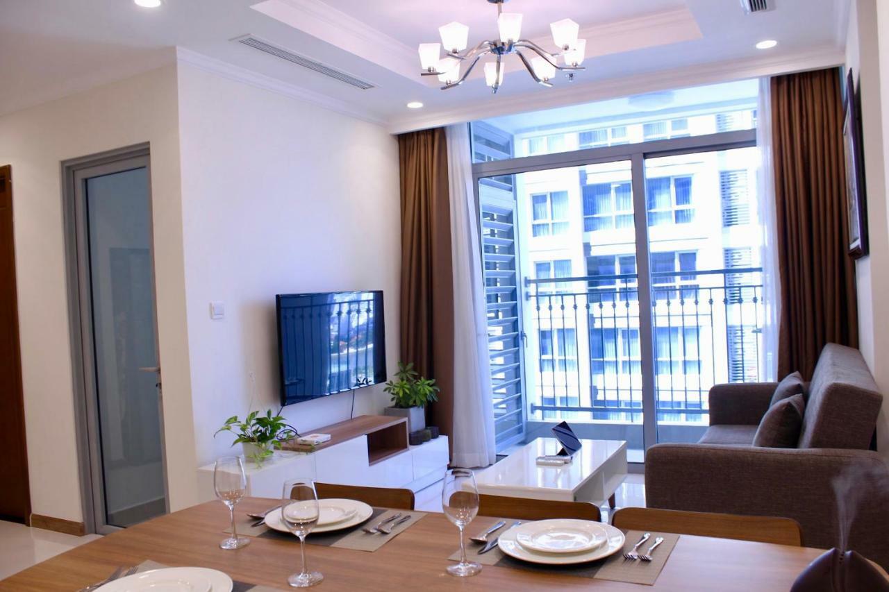 Luxhomes Saigon - Vinhomes Central Park โฮจิมินห์ซิตี้ ภายนอก รูปภาพ