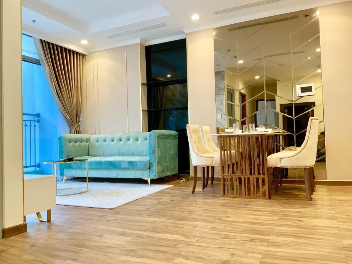 Luxhomes Saigon - Vinhomes Central Park โฮจิมินห์ซิตี้ ภายนอก รูปภาพ